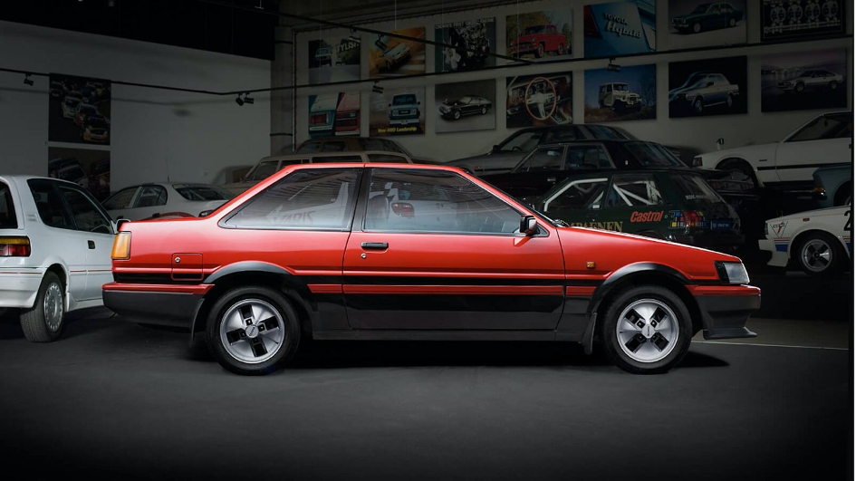 TOYOTA COROLLA : L’ÉVOLUTION D’UNE LÉGENDE AUTOMOBILE